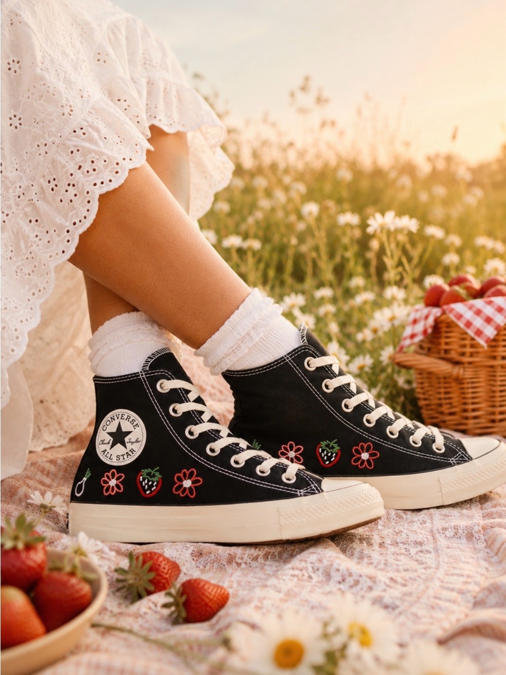 Converse Chuck Taylor All Star High Festival Embroidered Fruits & Florals Sz 8